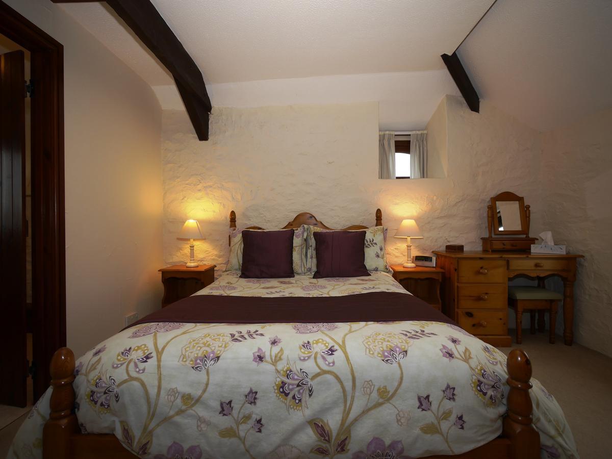 Kennacott Court Holiday Cottages Буде Экстерьер фото